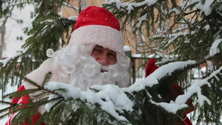 Дед Мороз ждёт всех нижнекамцев в гости в парке им. Тукая