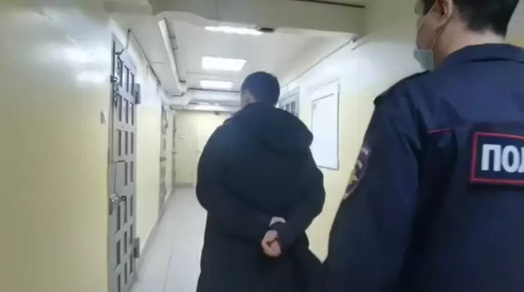 В Нижнекамске полиция по горячим следам задержала двух парней, обманувших женщину при покупке телефонов