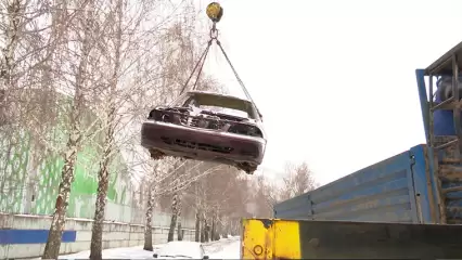 От слов перешли к делу: в Нижнекамске с улиц начали убирать автохлам - НТР 24