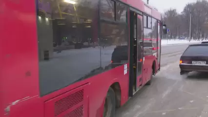В Казани для борьбы с нарушителями ПДД на автобусы установили камеры - НТР 24