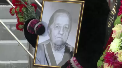 В Нижнекамске простились с последним в городе Героем Социалистического труда Клавдией Малышевой - НТР 24