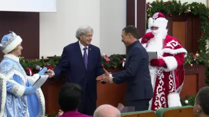 Первостроитель Рафаил Глянц посоветовал властям Нижнекамска выйти на новый уровень развития города - НТР 24