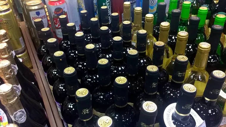 Правительство Татарстана утвердило перечень мест, где запрещена продажа алкоголя