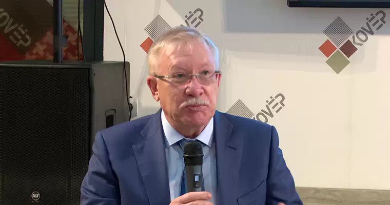 «Никакого СССР не будет»: в Нижнекамске прошла пресс-конференция с депутатом Госдумы