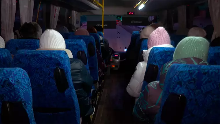 Жители Нижнекамска замерзают из-за неработающих печей в автобусах