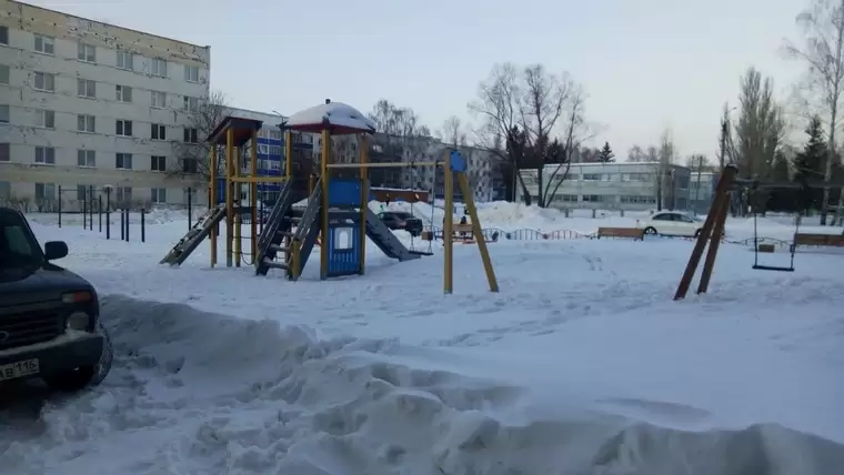 Нижнекамск вошел в топ 5 городов по жалобам на уборку снега