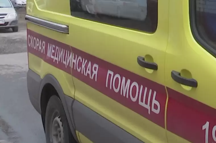 В Альметьевске отравившуюся в бане угарным газом женщину без сознания госпитализировали в ЦРБ
