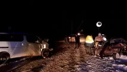 На трассе под Нижнекамском произошла массовая авария со смертельным исходом - НТР 24