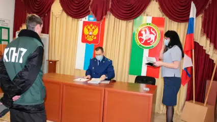Нижнекамский спецпрокурор проверил работу колонии - НТР 24