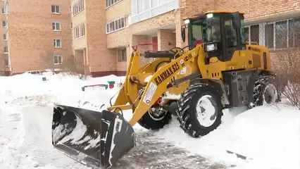 Жители Нижнекамска рассказали, как они относятся к уборке снега в городе - НТР 24