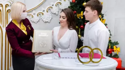 В Нижнекамске прошла первая свадьба в 2022 году
