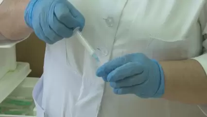 Минздрав выдал разрешение на испытание вакцины от ковида на детях от 6 лет до 11 лет