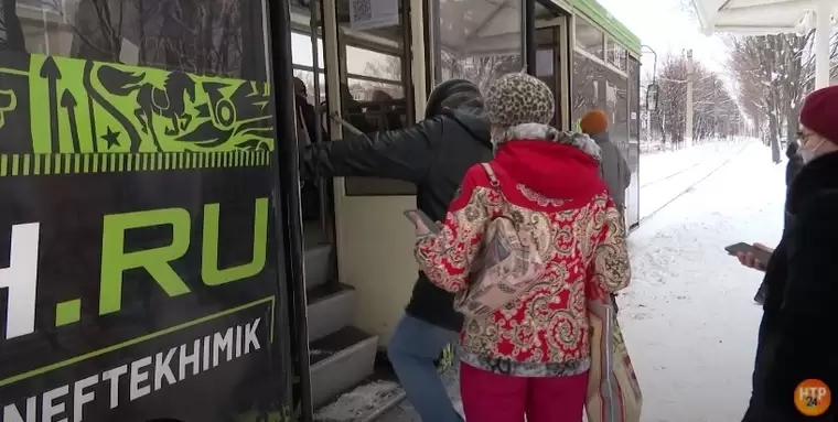 Кабмин РТ поднял стоимость социального проездного в Татарстане