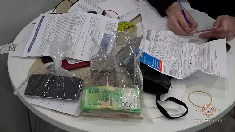 В Татарстане задержаны сотрудники мошеннического кол-центра 