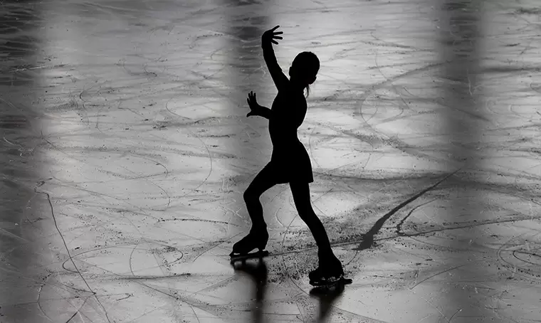 «Жалко Валиеву, она же из Татарстана»: хоккеист Шарипзянов пожалел Камилу Валиеву после ее неудачи на Олимпиаде