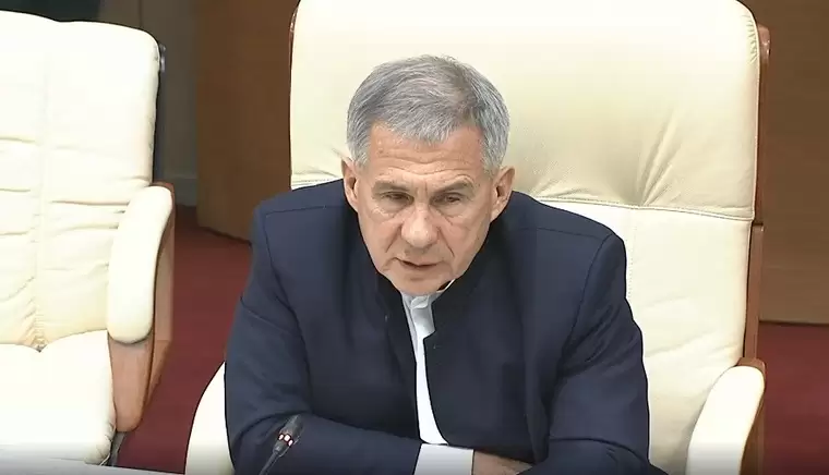 Минниханов назвал причину отмены в Татарстане QR-кодов