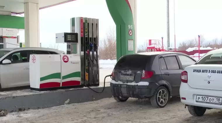 В Нижнекамске вновь поднялись цены на бензин и дизель