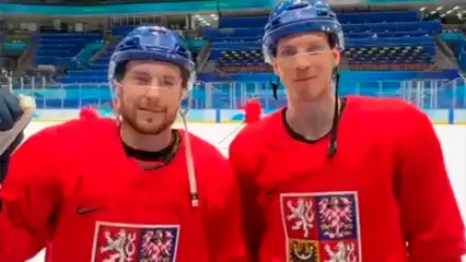 Хоккеисты нижнекамской команды прислали «привет» из Пекина - НТР 24