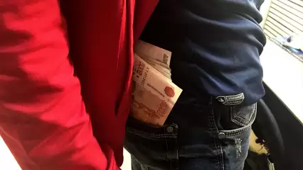 Молодые и взрослые жители Нижнекамска продолжают отдавать свои деньги мошенникам - НТР 24