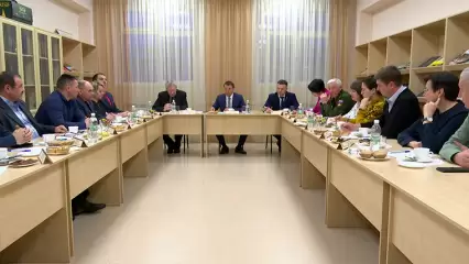 В Нижнекамске предложили установить видеонаблюдение у памятников - НТР 24