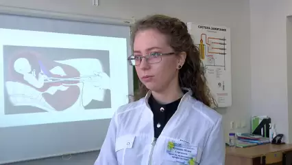 В Нижнекамске для студентов провели лекцию из-за большого числа абортов - НТР 24