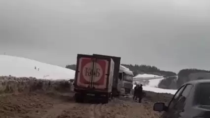 На трассе в Татарстане произошло ДТП с участием грузовика