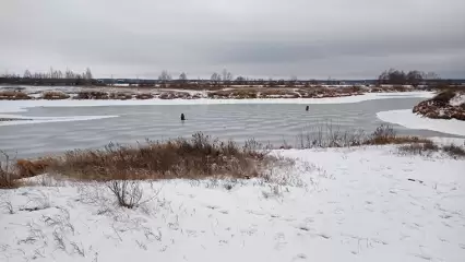Татарстанских рыбаков предупредили об опасности выхода на лёд