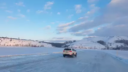 Под Нижнекамском вновь заработала ледовая переправа, временно закрытая 23 февраля - НТР 24