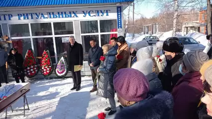 В Нижнекамске простились с почетным гражданином города Клавдией Гончаренко - НТР 24