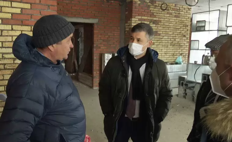 Замглавы минздрава РТ побывал на стройплощадке приемно-диагностического отделения ЦРБ в Нижнекамске