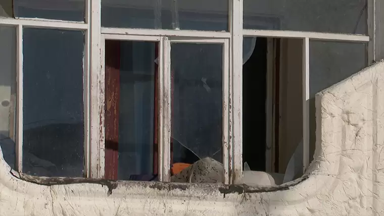 Жители нижнекамской многоэтажки рассказали, сколько проблем им приносит сосед-маргинал
