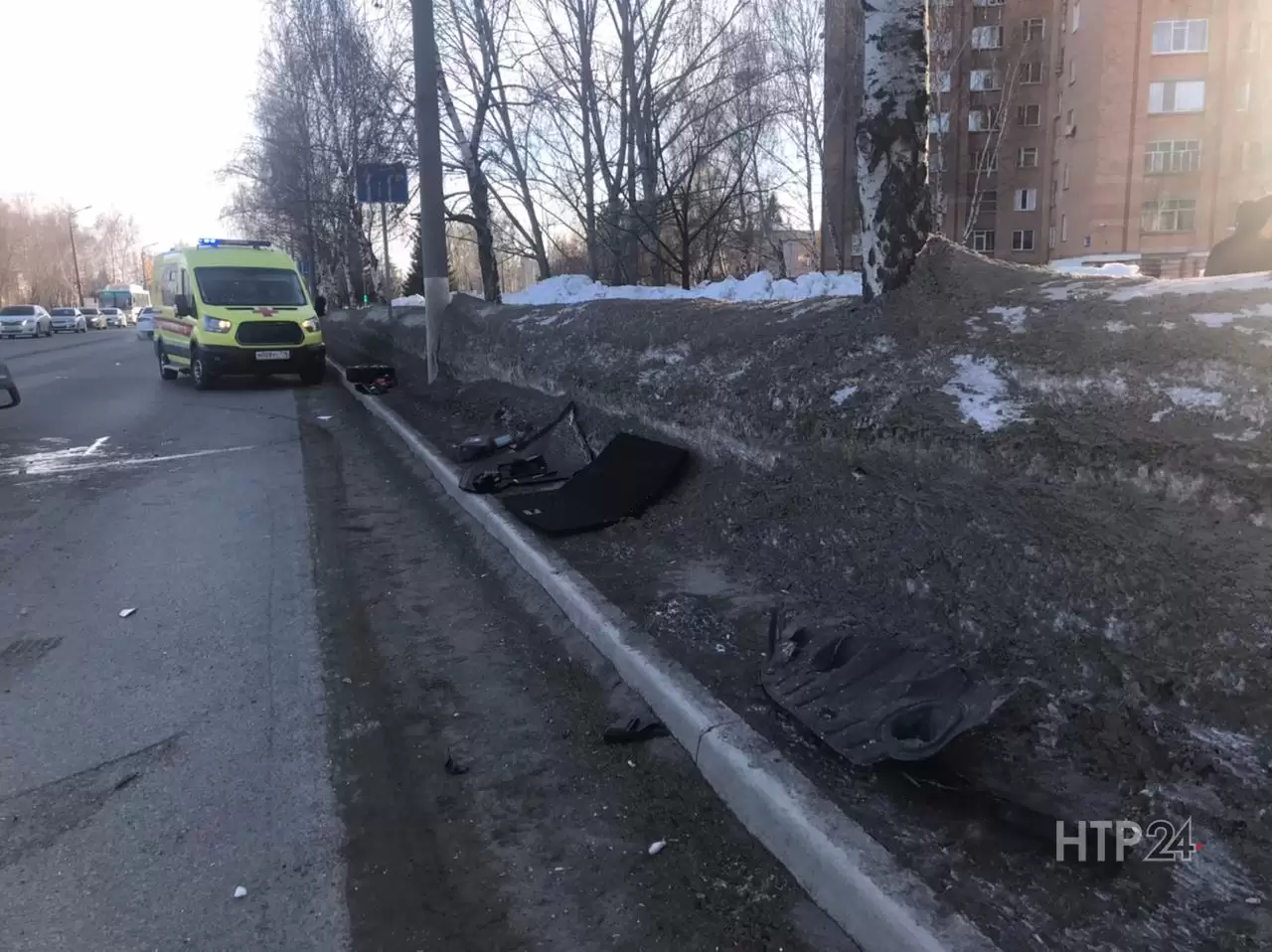 В Нижнекамске на видео попало, как пьяный водитель устроил ДТП – два  человека пострадали — НТР 24