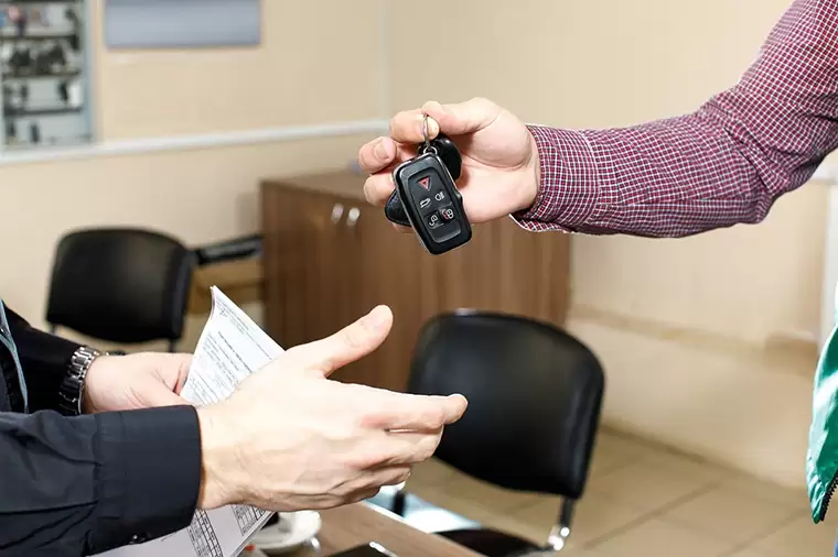 Житель Нижнекамска обманывал своих знакомых, присваивая деньги с продажи их автомобилей