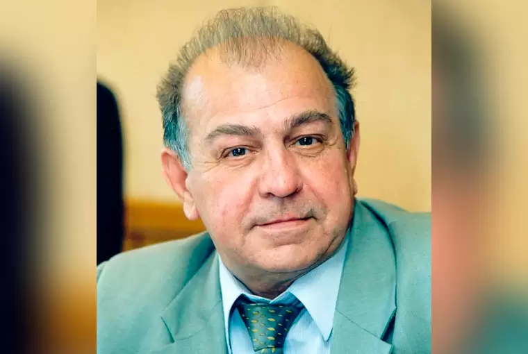 Скончался бывший глава минюста Татарстана Альберт Салабаев