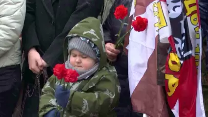 В Нижнекамске состоялся митинг в честь образования внутренних войск МВД России