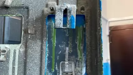 «Без комментариев»: жительница Нижнекамска просит приварить ушко в доме - НТР 24