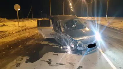 Женщина из Татарстана попала в ДТП на трассе в Оренбургской области — погиб её грудной ребёнок