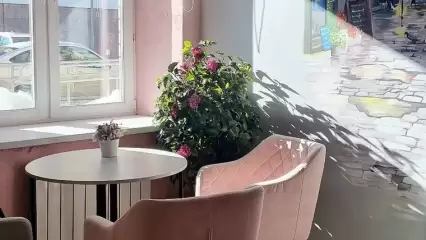 Казанскому кафе, которое пускало гостей без QR-кодов, отменили штраф на 30 тыс. рублей - НТР 24