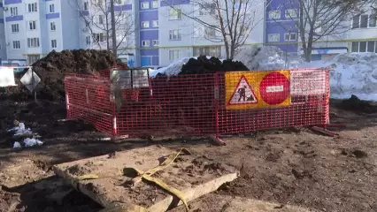 Из-за постоянных раскопок нижнекамский двор превратился в «зону боевых действий» - НТР 24