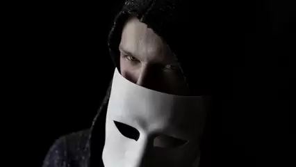 Нижнекамка заплатила 5 тыс. рублей неизвестному за свои личные фото в соцсети - НТР 24