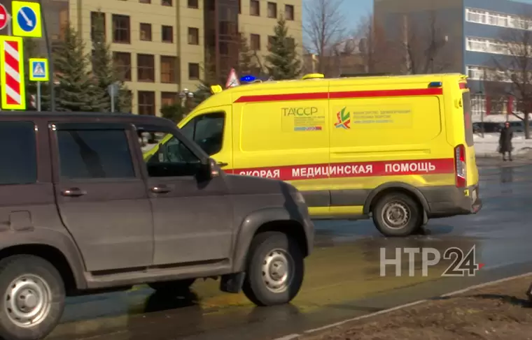 Ехала на красный: стали известны подробности наезда на женщину у ТЦ «Олимп» в Нижнекамске