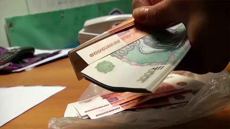 Житель Нижнекамска потерял миллион рублей, защищая свои финансы
