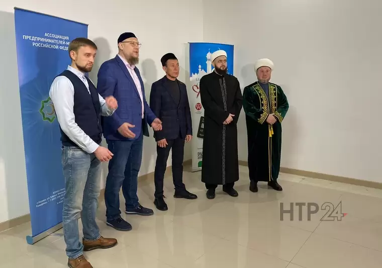 Большая делегация во главе муфтием Татарстана посетила Нижнекамск 