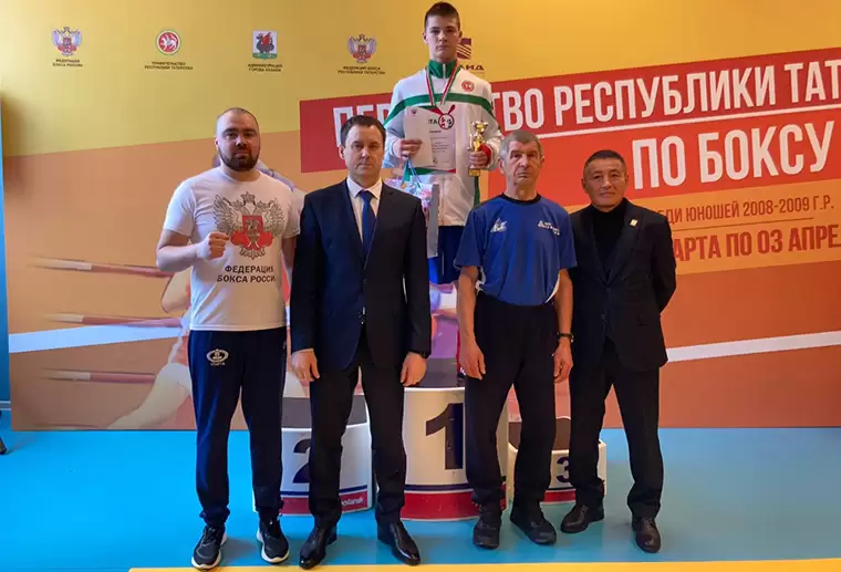 Нижнекамские боксёры завоевали медали на первенстве Татарстана