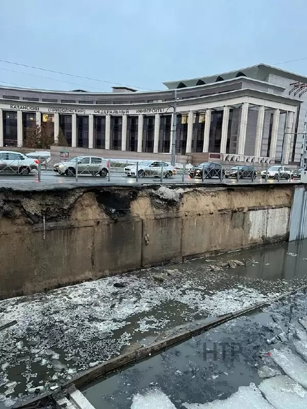 Подпорные плиты на Булаке в Казани обрушились из-за заржавевших креплений