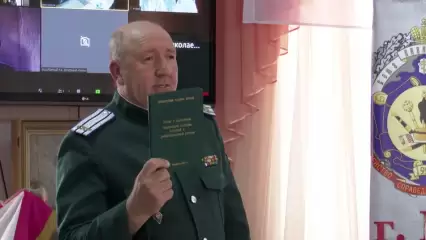 На Совете атаманов Оренбургского казачьего войска в Нижнекамске представили устав 1992 года