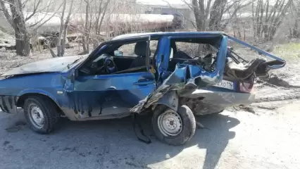 В Нижнекамске на дороге в сторону БСИ произошла массовая авария