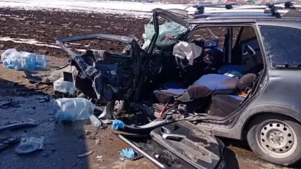 На трассе в Татарстане водитель погиб при лобовом столкновении с «ГАЗелью»