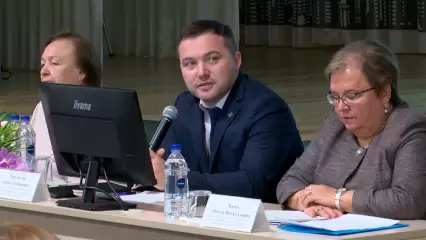 В Нижнекамске на зональном совещании комиссии ПДН обсудили проблему неблагополучных семей