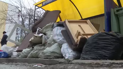 Нижнекамцам напомнили, как выбрасывать строительный мусор из квартиры